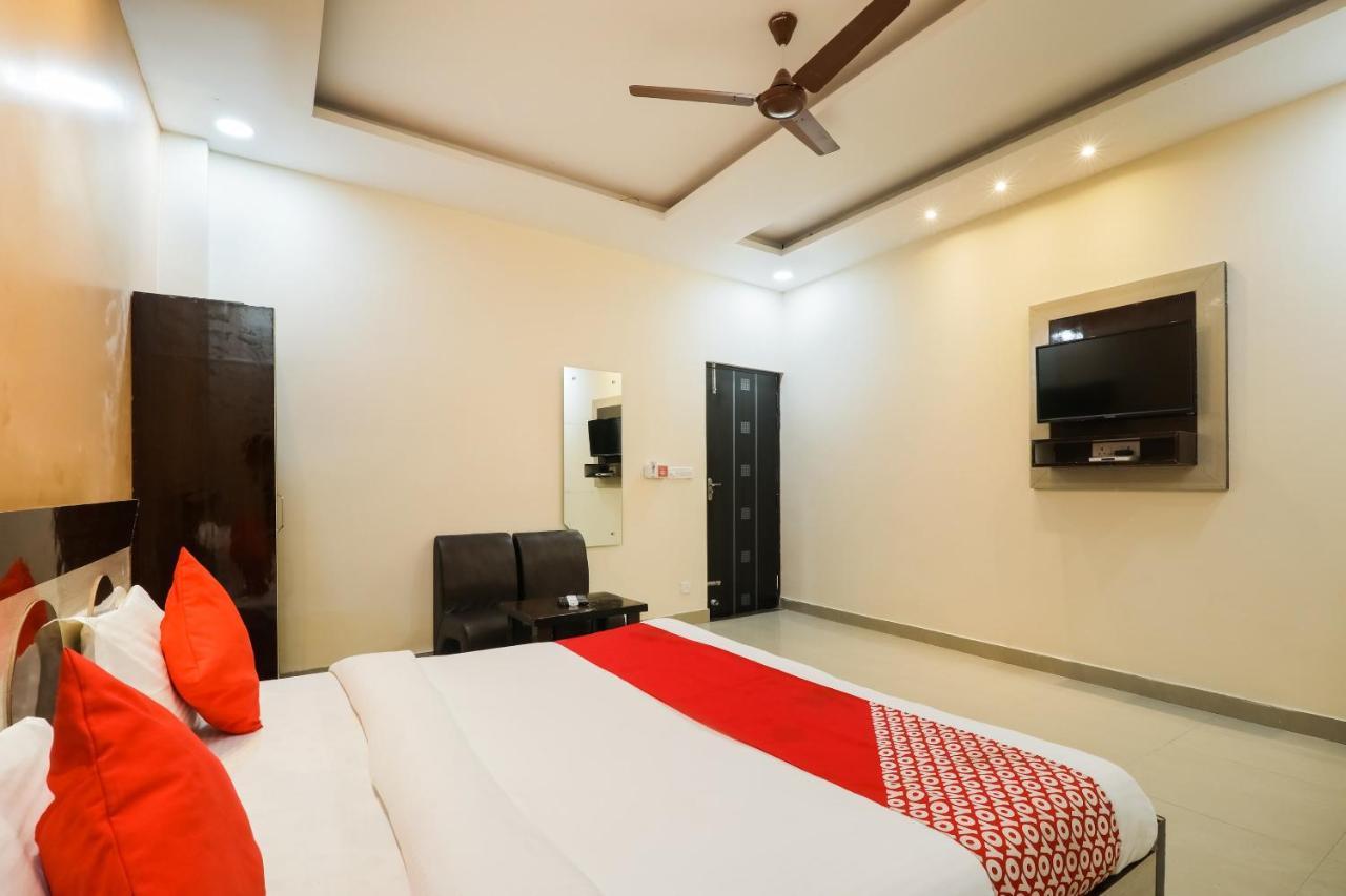Oyo Flagship Krishna Regency Near Chaudhary Charan Singh International Airport Otel Bijnaur Dış mekan fotoğraf